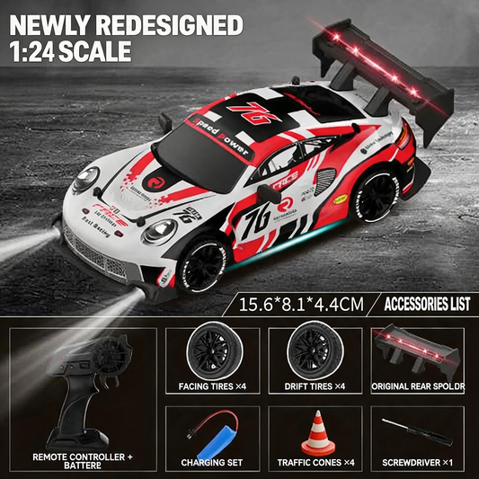Oranwin 1:24 4WD RC drift car in white with accessories
